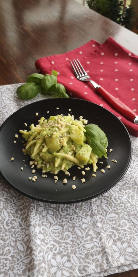Pesto di Zucchine e Patate, Verdure al Forno e Rotolo di Pera, Arancia e Cioccolata