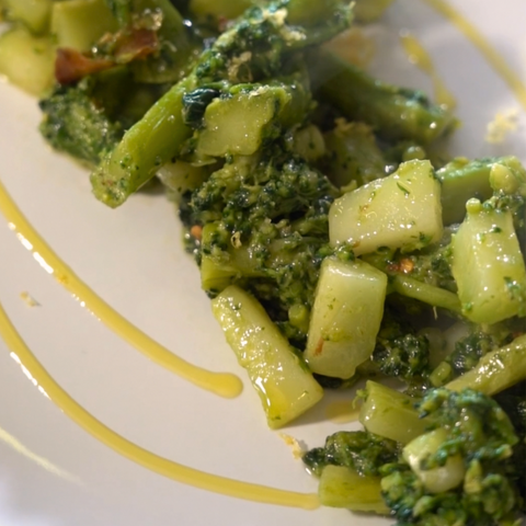 Le Ricette di Ortelia - Broccolo siciliano ripassato con alici, limone e peperoncino